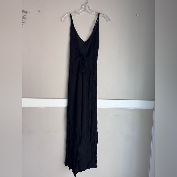JustFab Sleek Black Jumpsuit Size L - Picture 4 of 8